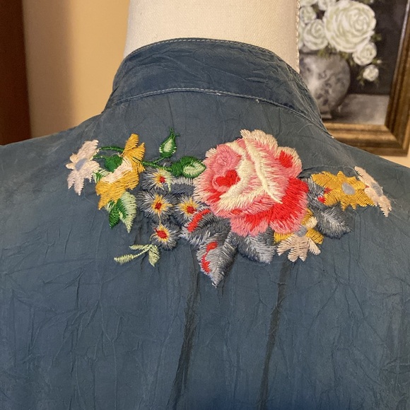 Johnny Was Embroidered Tunic - Picture 4 of 5